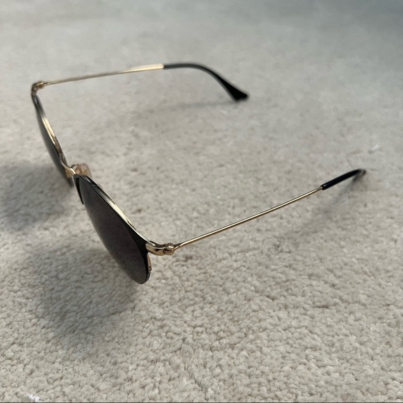 Rayban Sunglasses - Picture 3 of 6